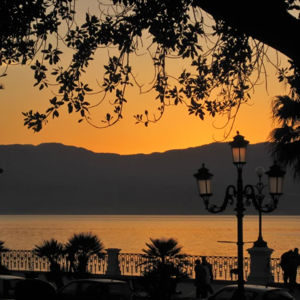 Banner tramonto reggio calabria Maresolresidence